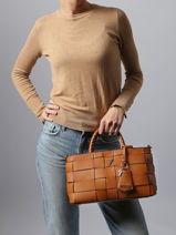 Handtas Maylee Guess Bruin maylee WG966106-vue-porte